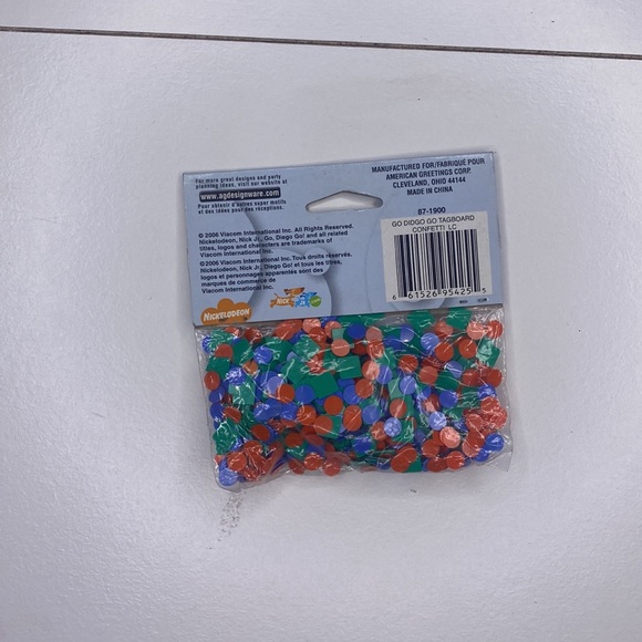 NWT Lot of 25 Go Diego Go & Lot of 3 Dora the Explorer Party Confetti - Picture 7 of 7